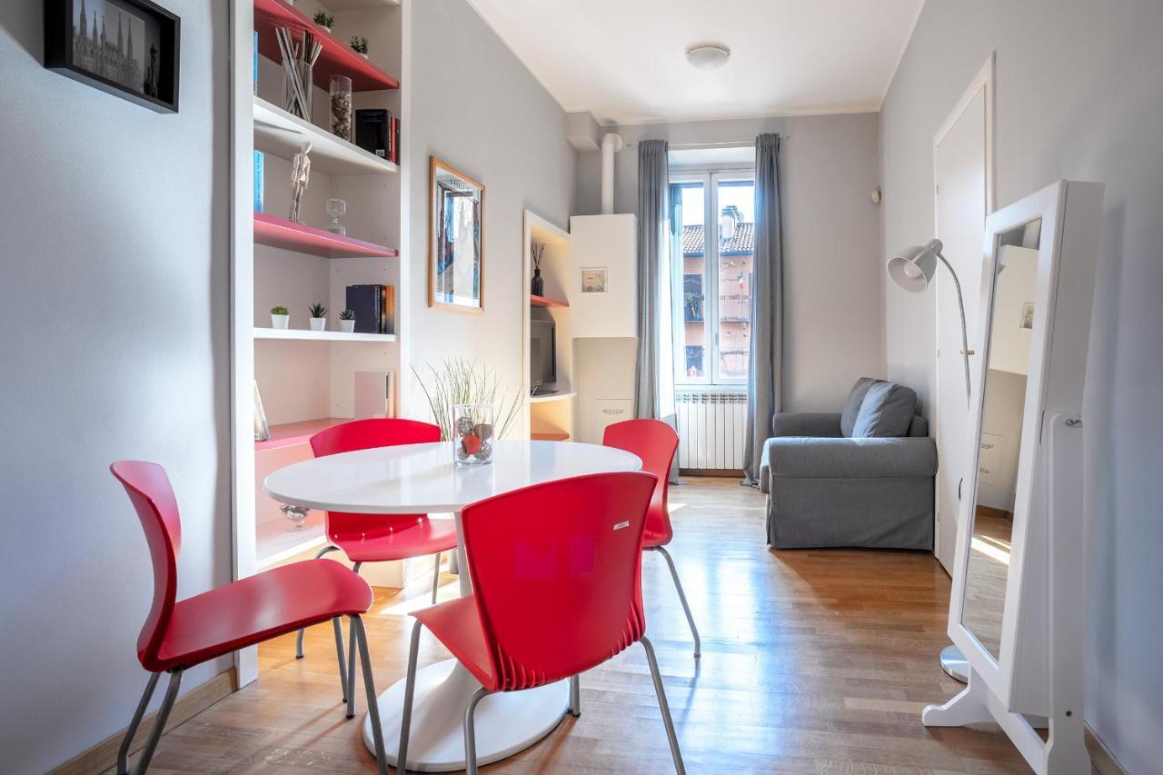 Navigli-Duomo Apartment With Netflix+Wifi Милан Экстерьер фото