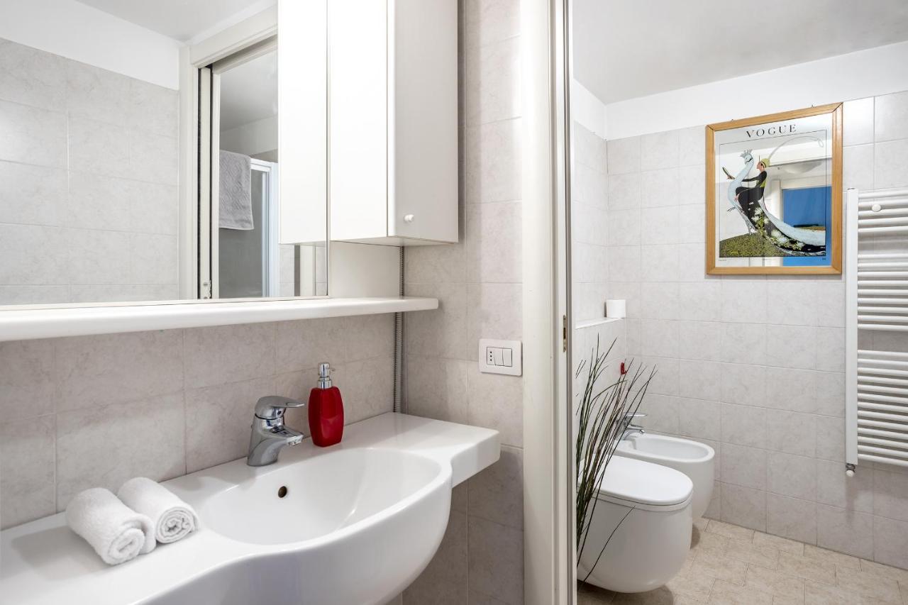 Navigli-Duomo Apartment With Netflix+Wifi Милан Экстерьер фото
